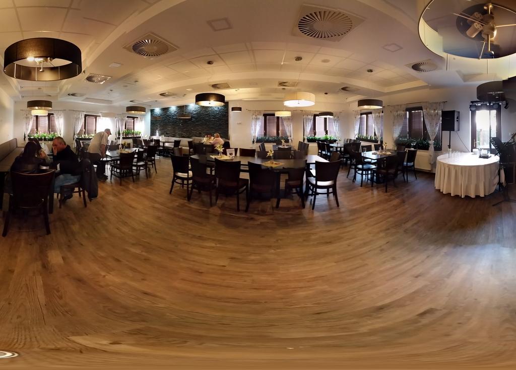 阿拉丁裴森酒店 特普利采 外观 照片